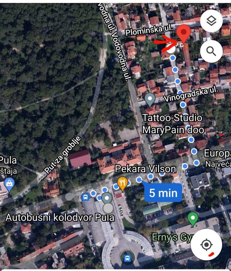 Studio Apartment City With Free Parking Пула Экстерьер фото